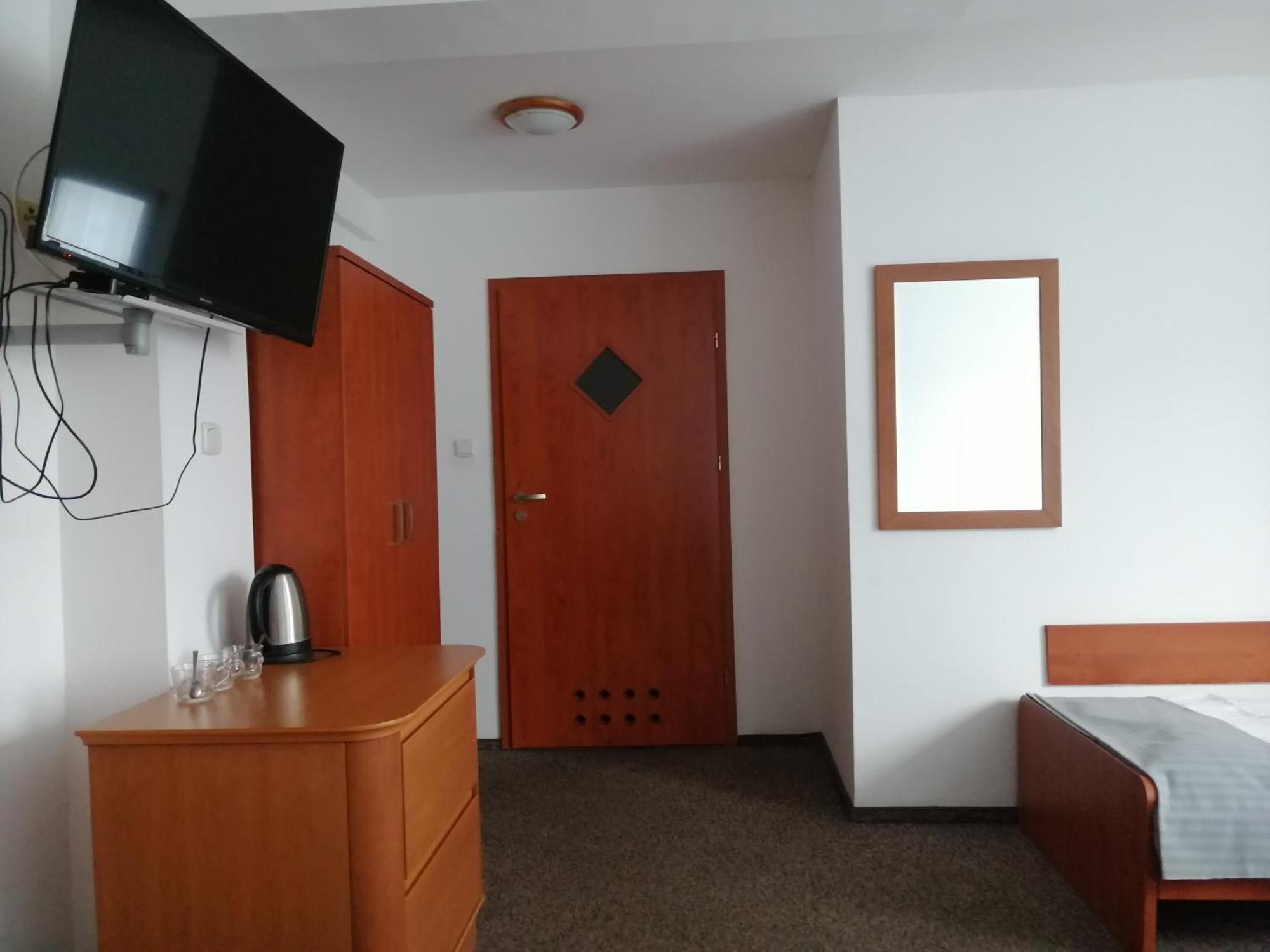 Hotel Dabrowiak Dąbrowa Górnicza Extérieur photo